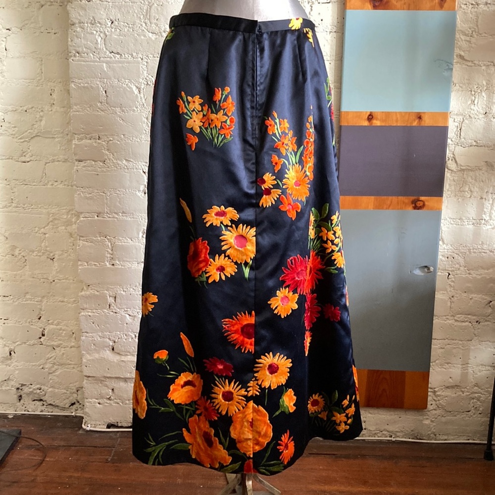 Vintage 60s 70s black satin vibrant floral flocked maxi skirt sz M EUC - Picture 6 of 9